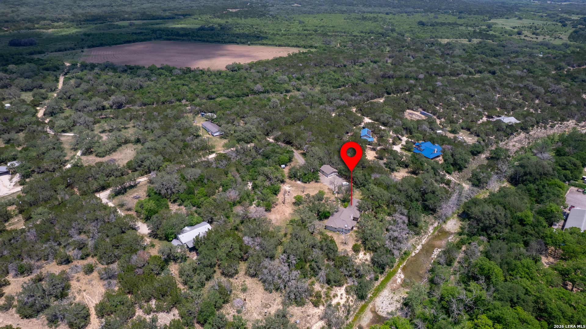 main property photo 40