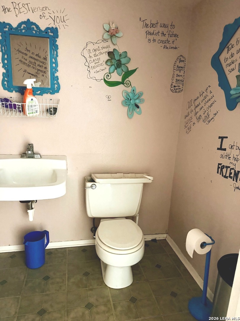 main property photo 23