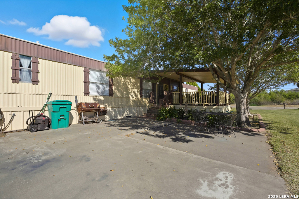 main property photo 16