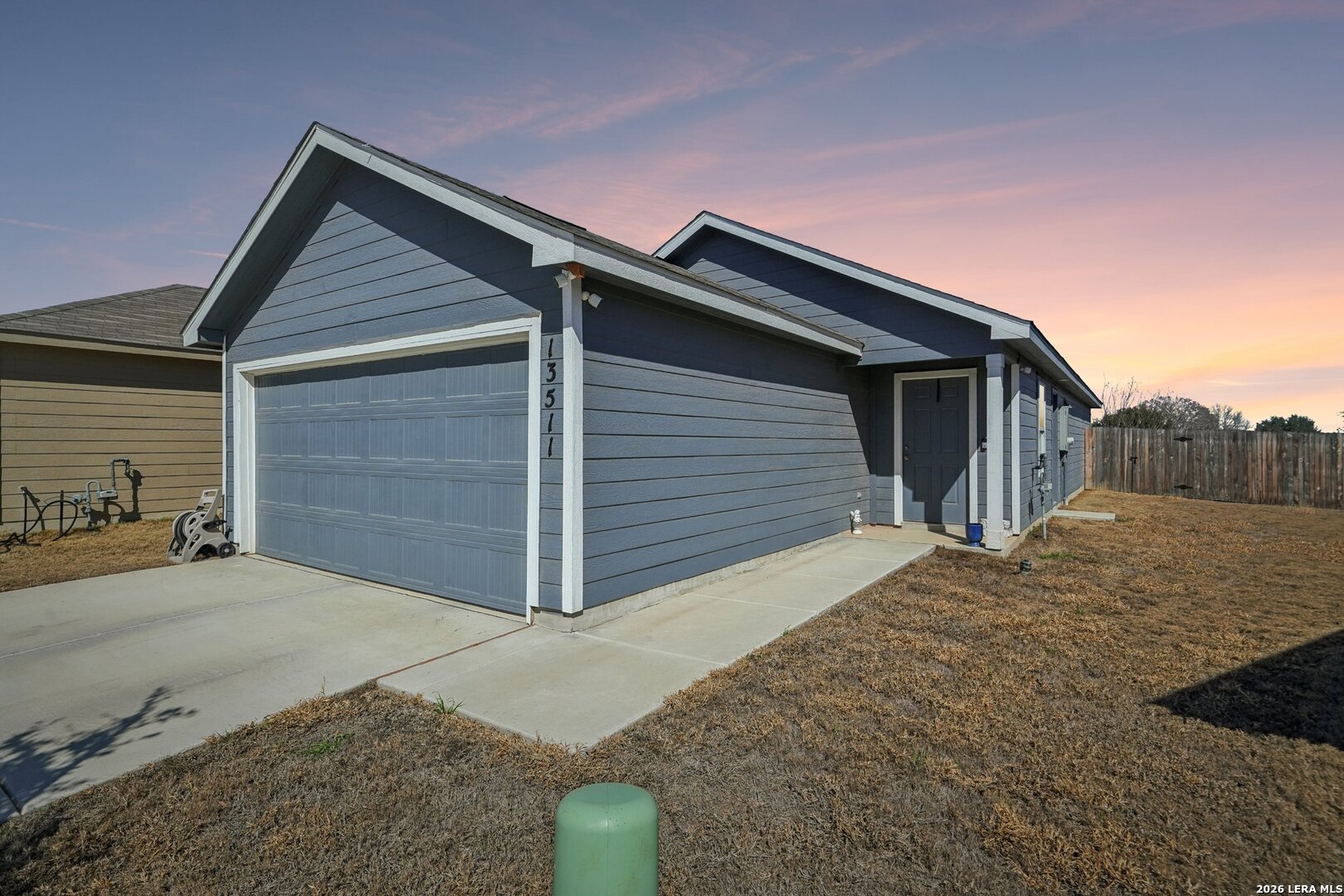 main property photo 16