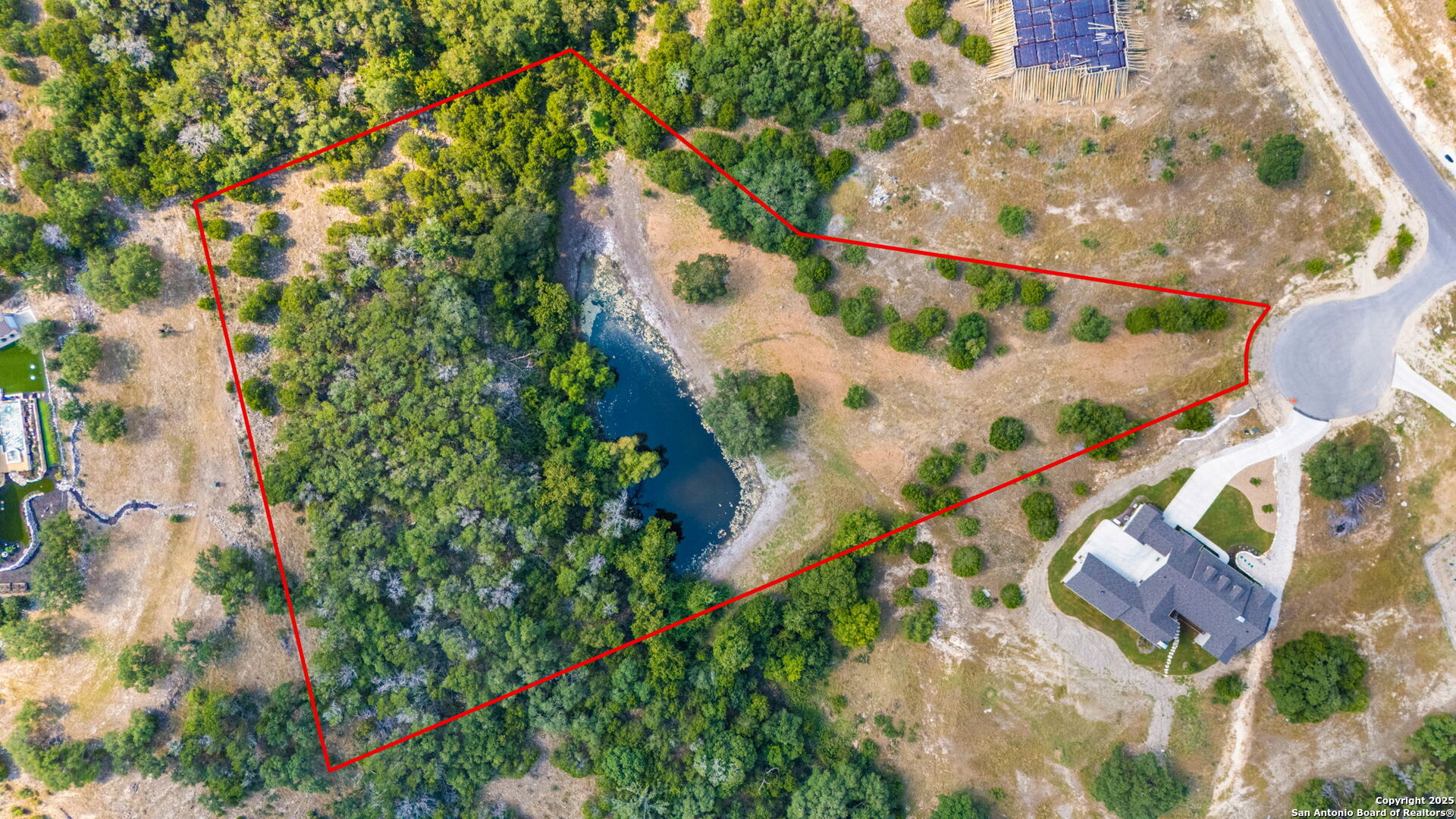 main property photo 12
