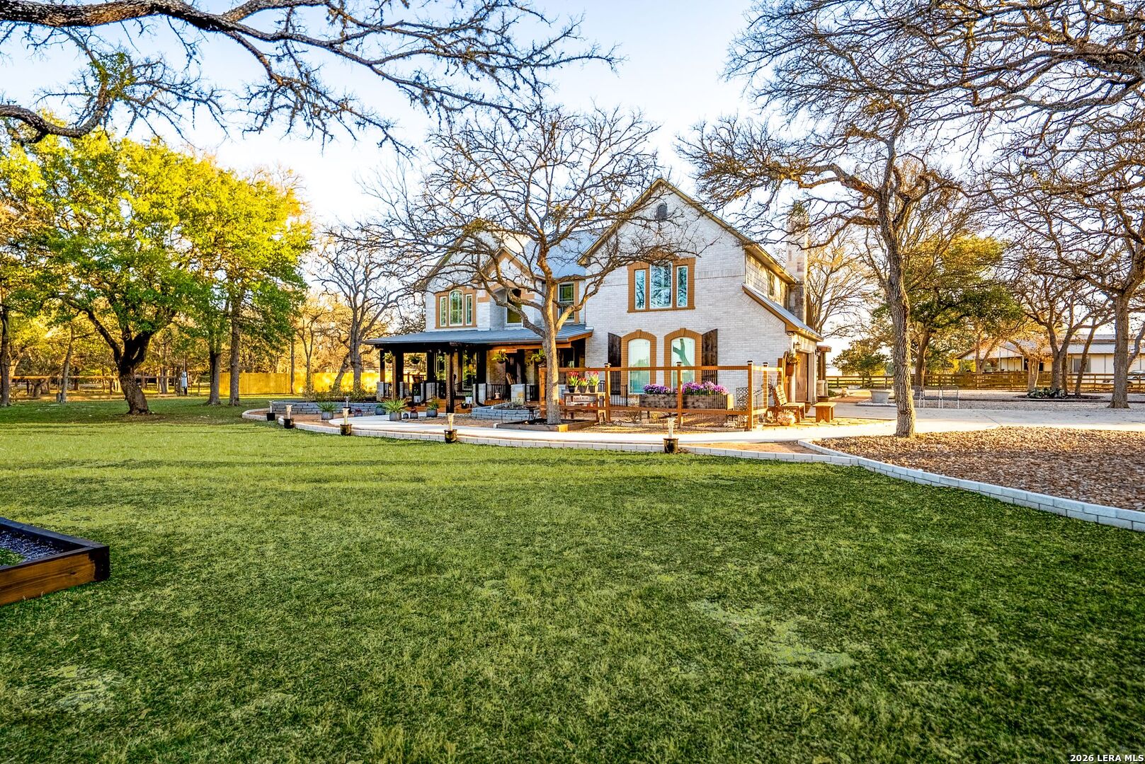 main property photo 50