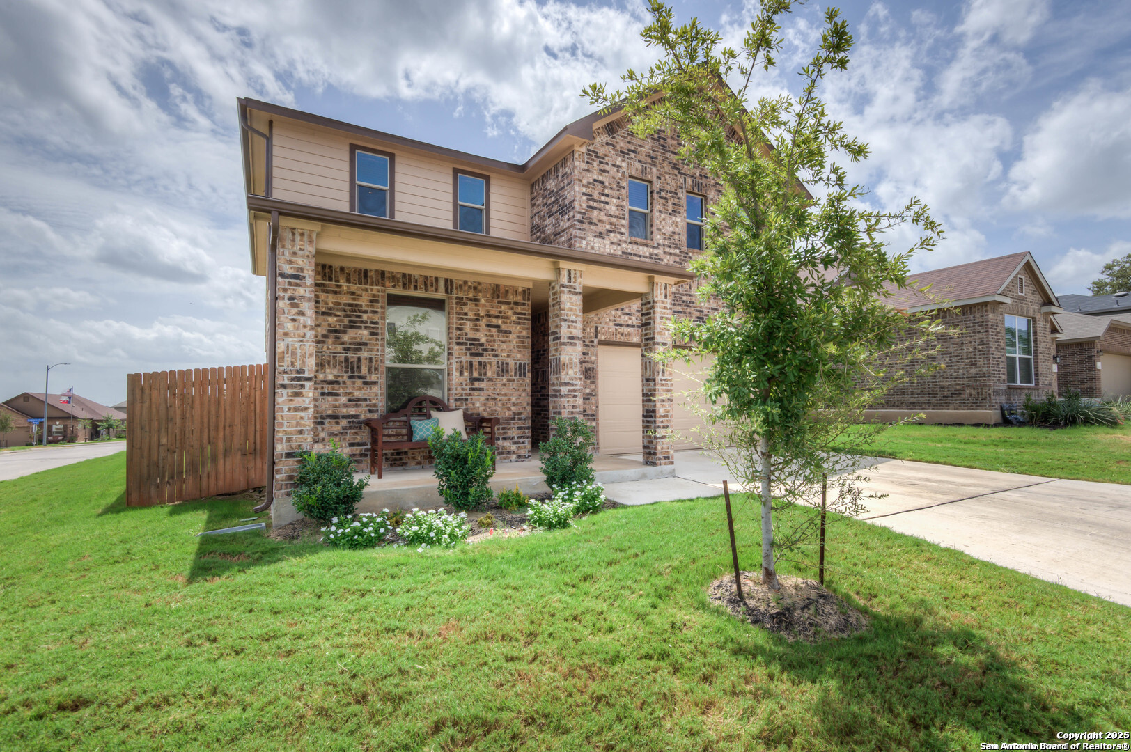 main property photo 1