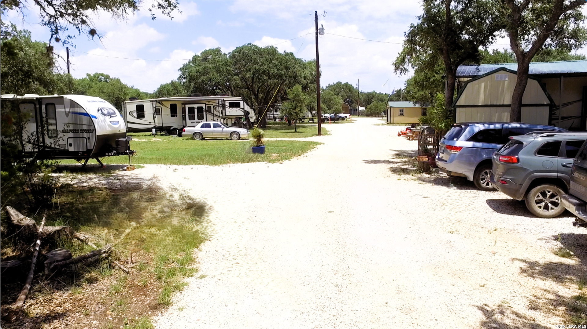 main property photo 31