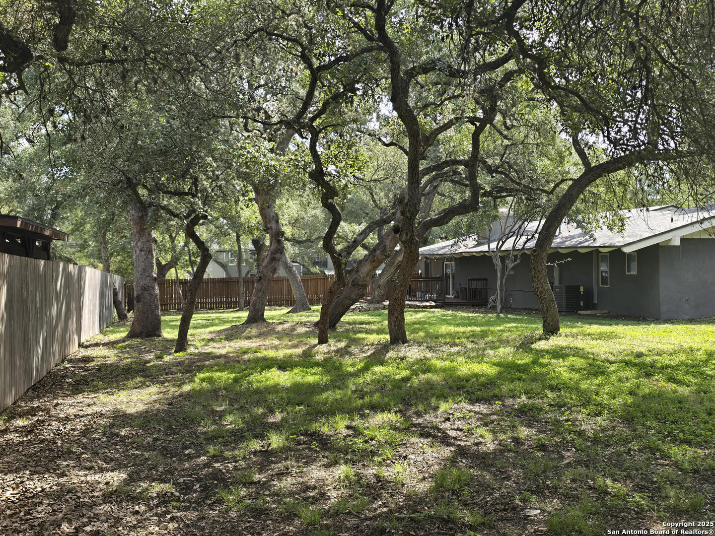 main property photo 23