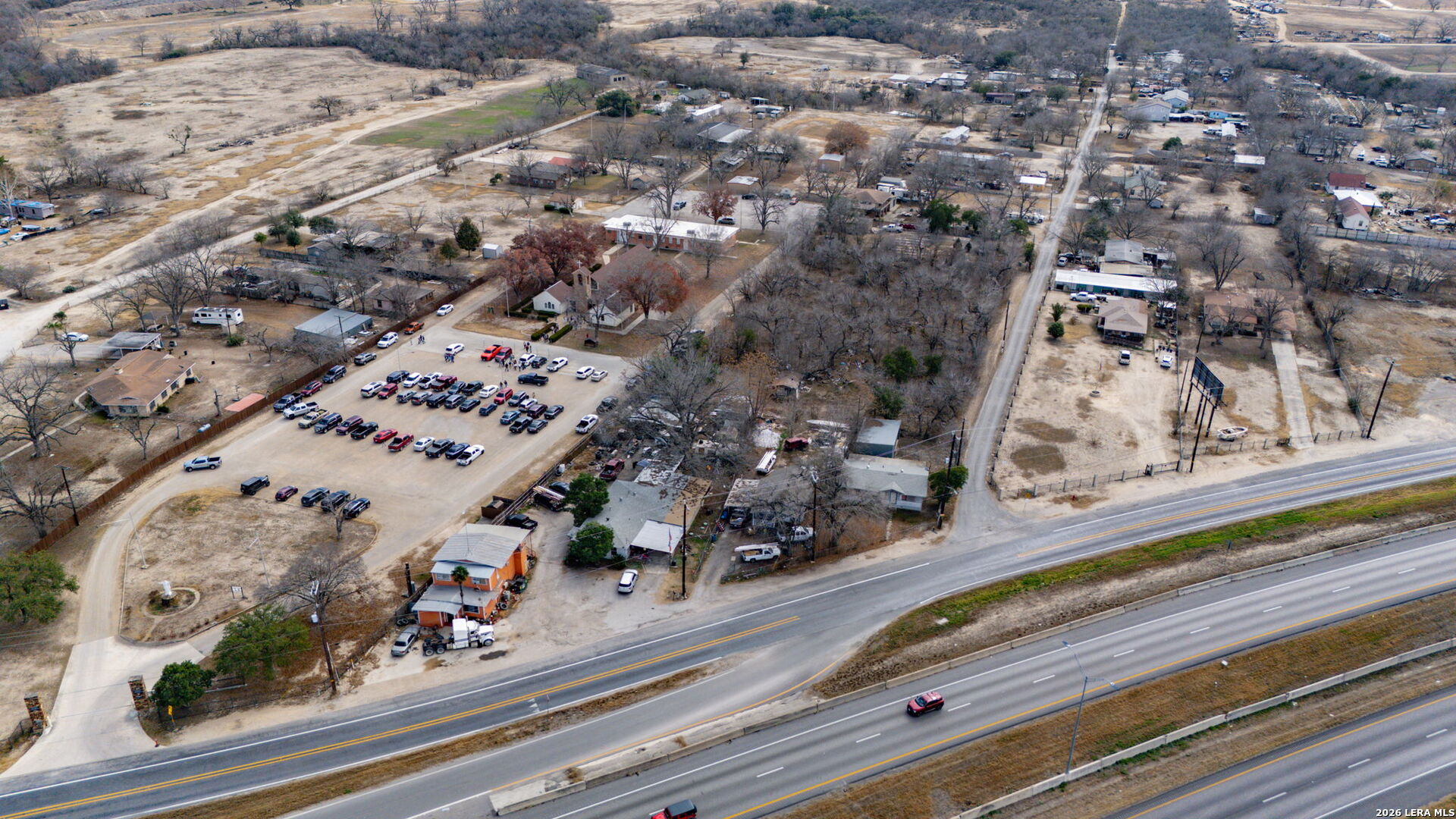 main property photo 9