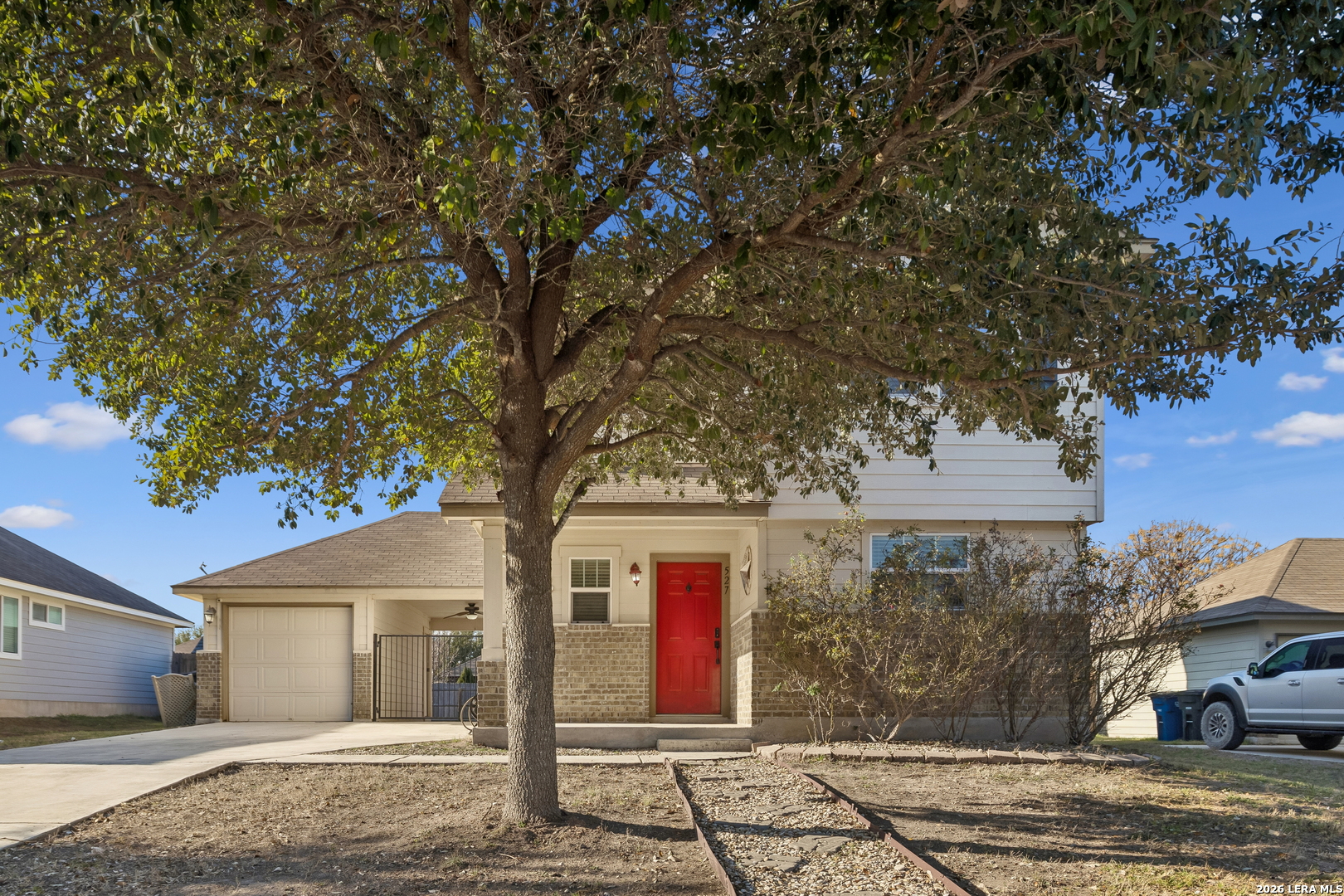 main property photo 14