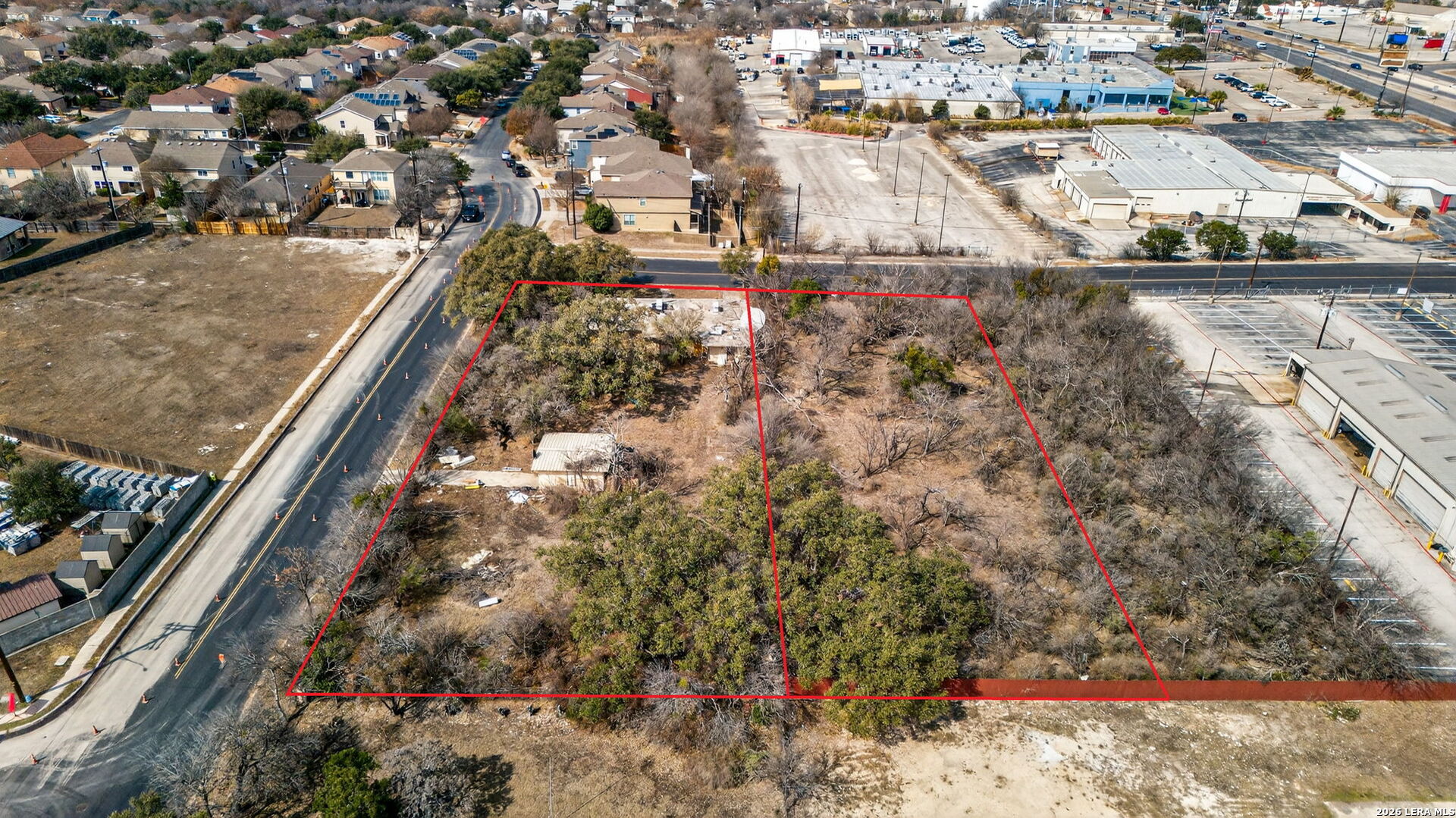 main property photo 6