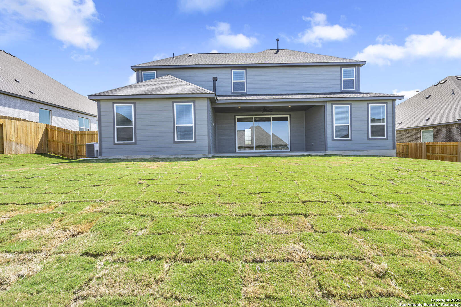 main property photo 16