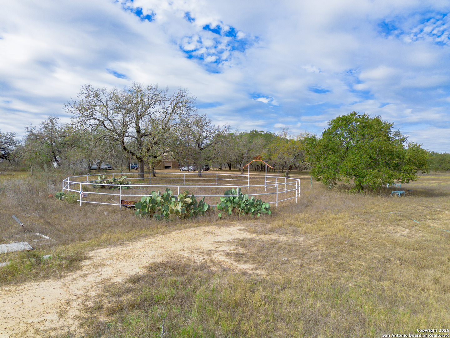 main property photo 36