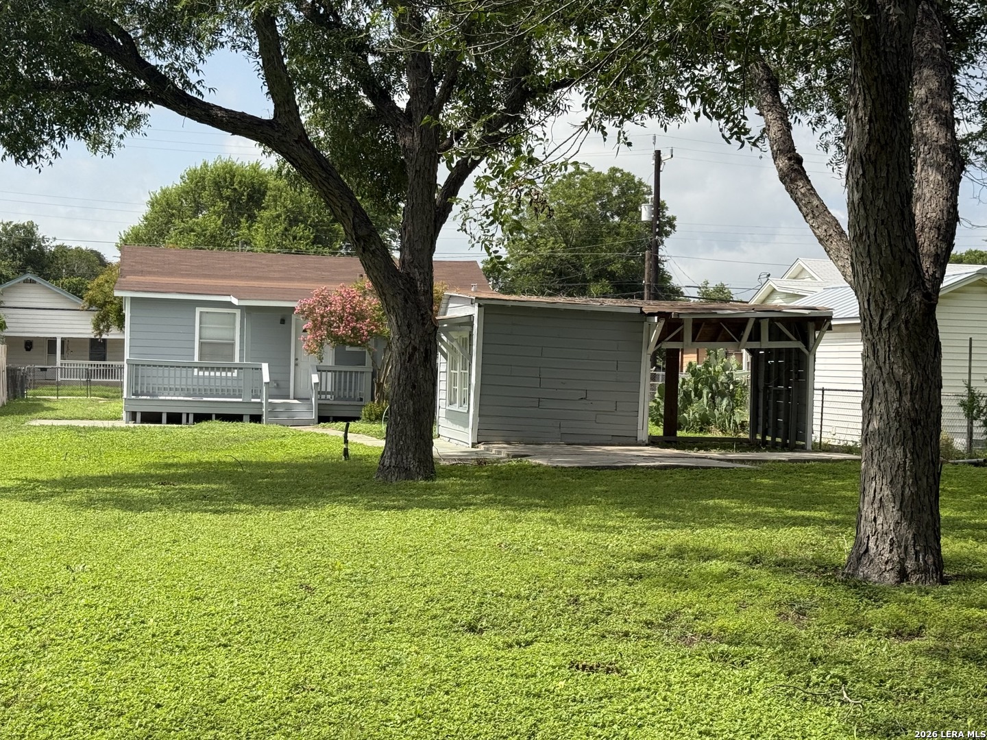 main property photo 26