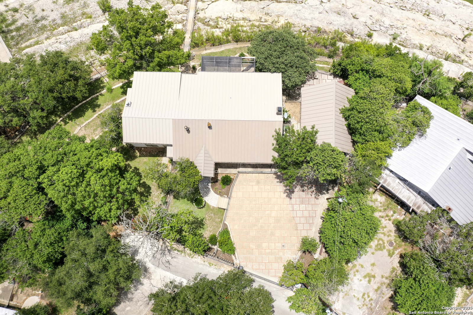 main property photo 47