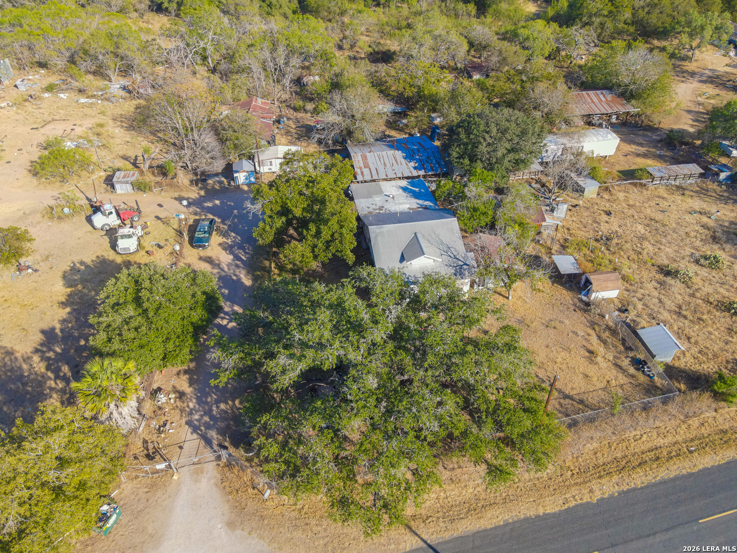 main property photo 3