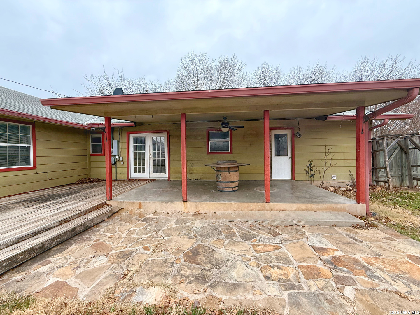 main property photo 26