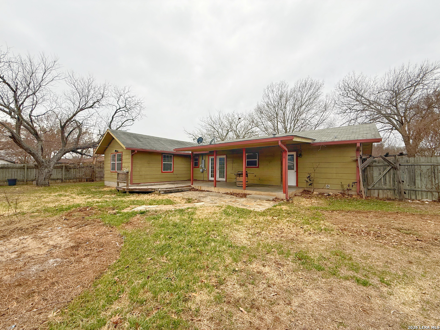 main property photo 27