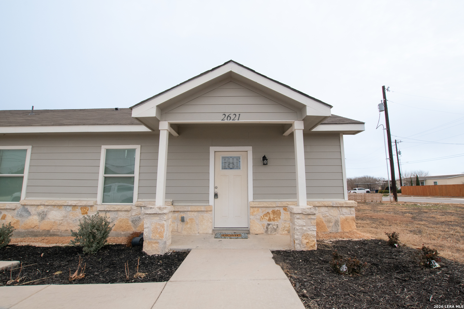 main property photo 2