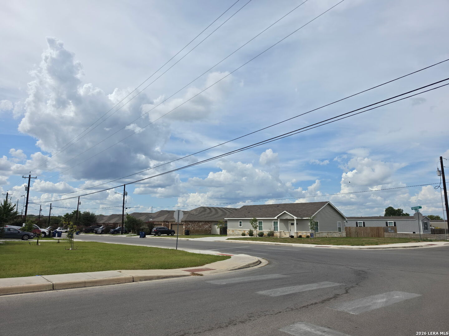 main property photo 30