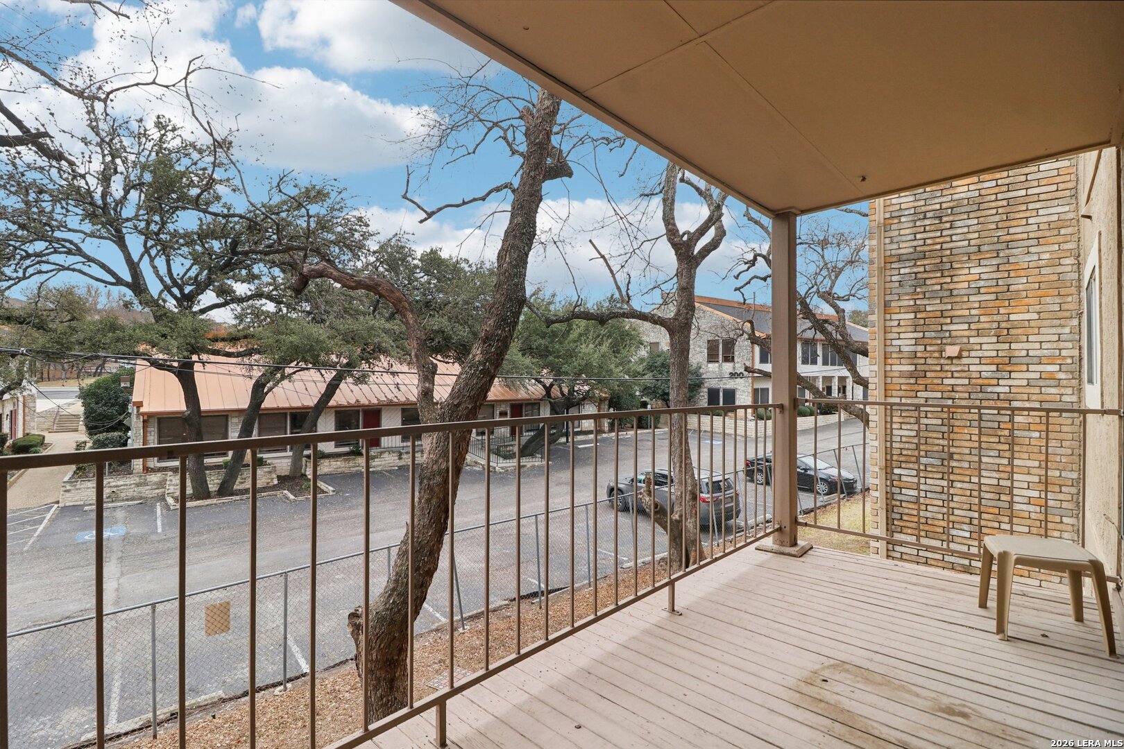 main property photo 17