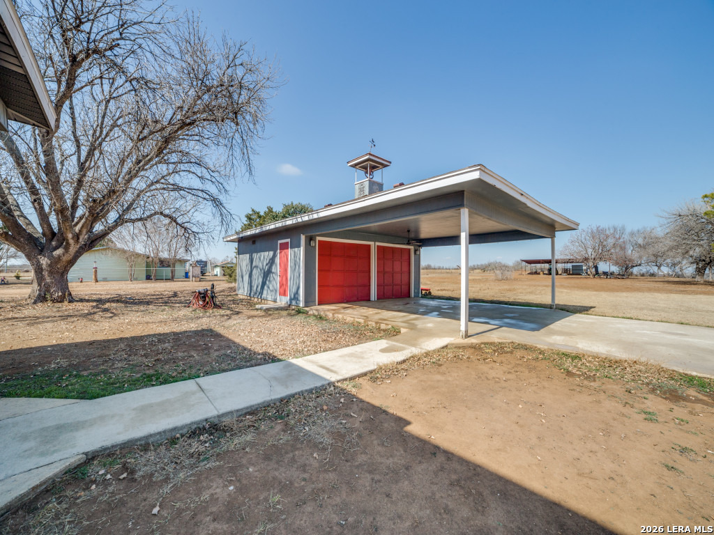 main property photo 22