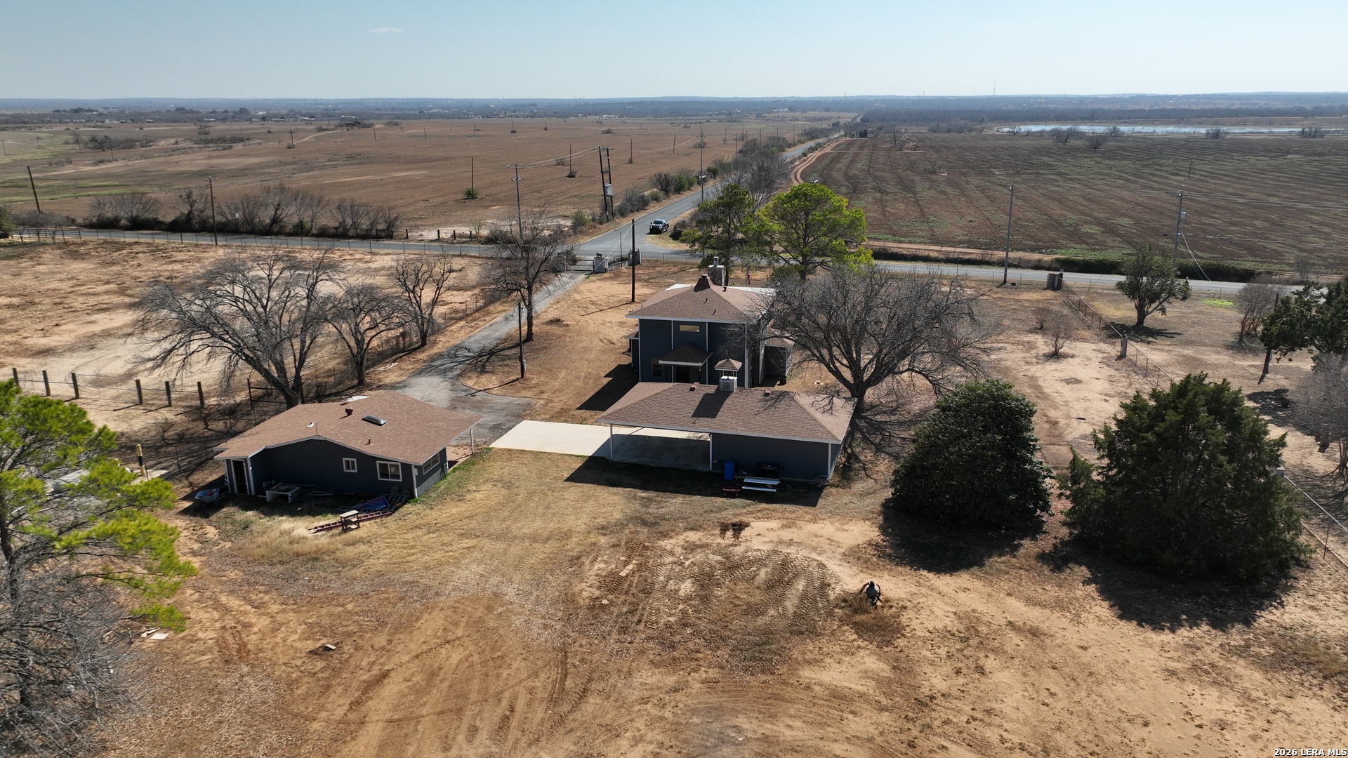main property photo 25