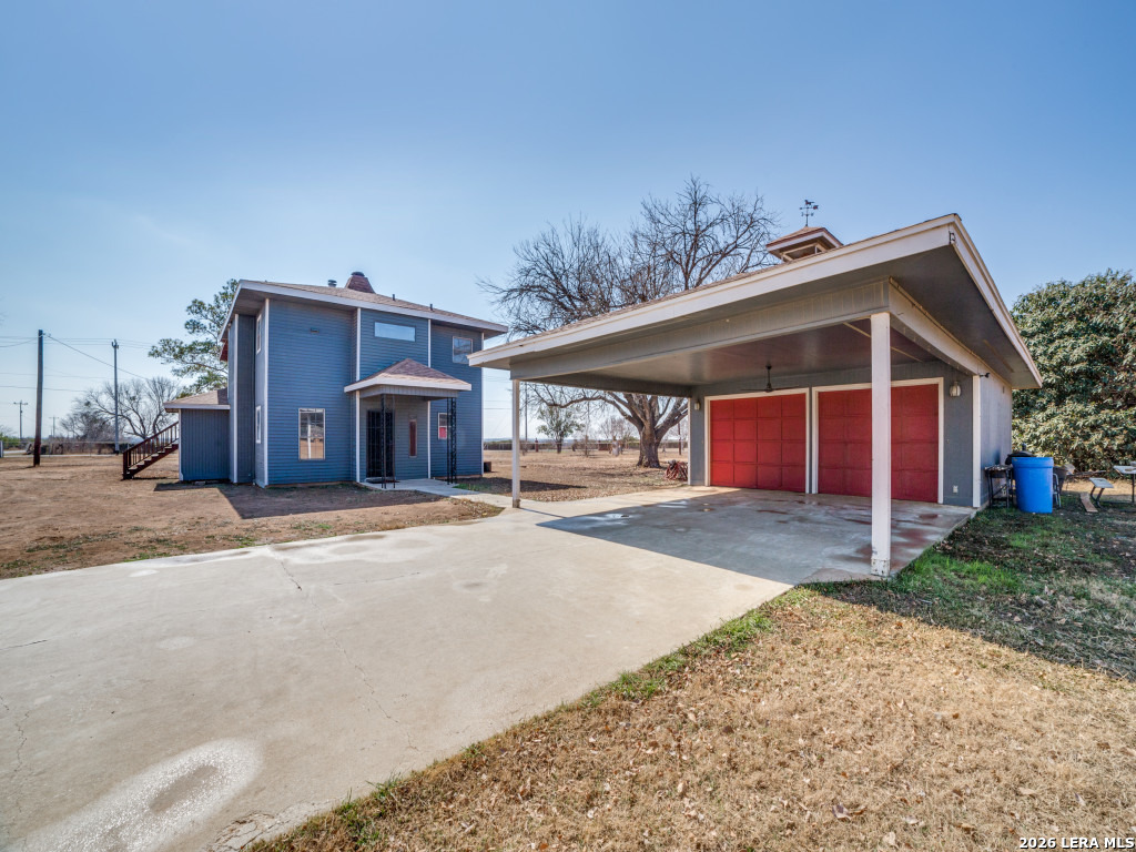 main property photo 4