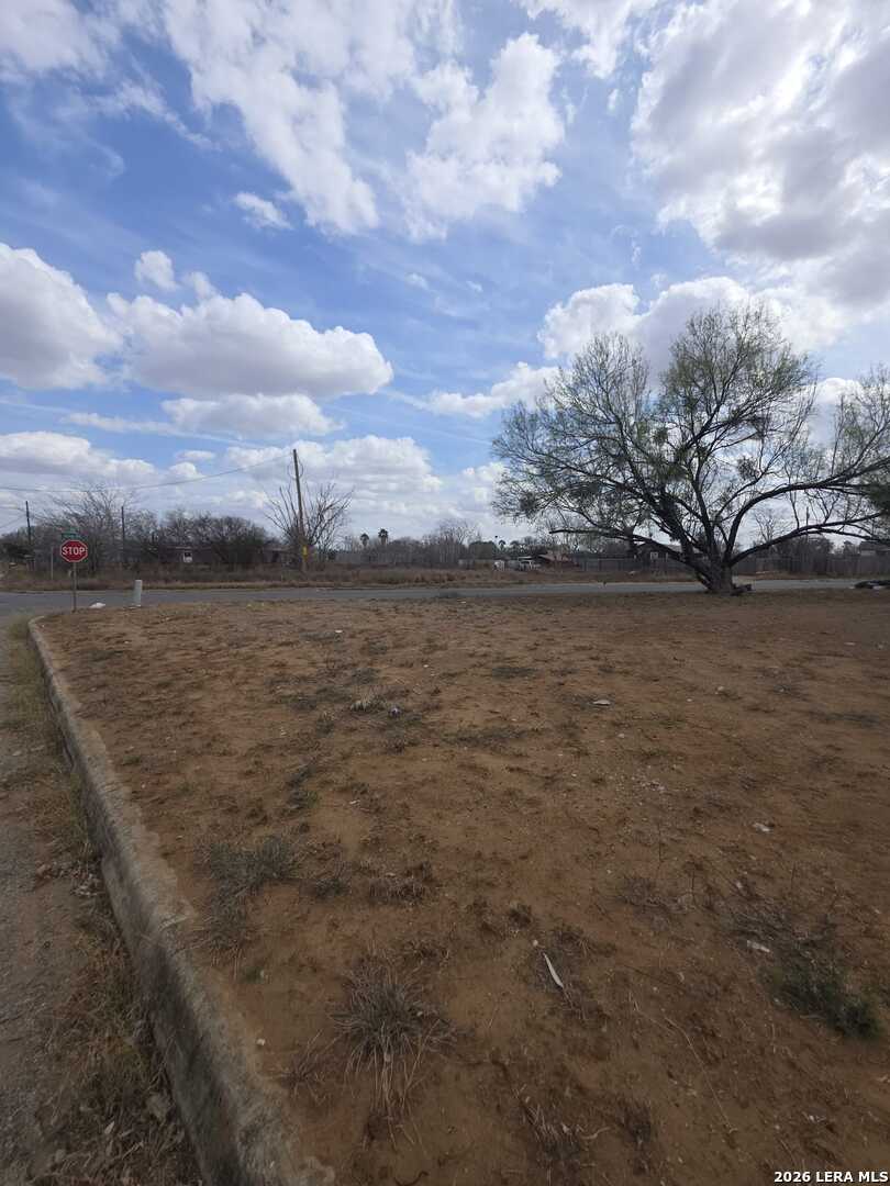 main property photo 21