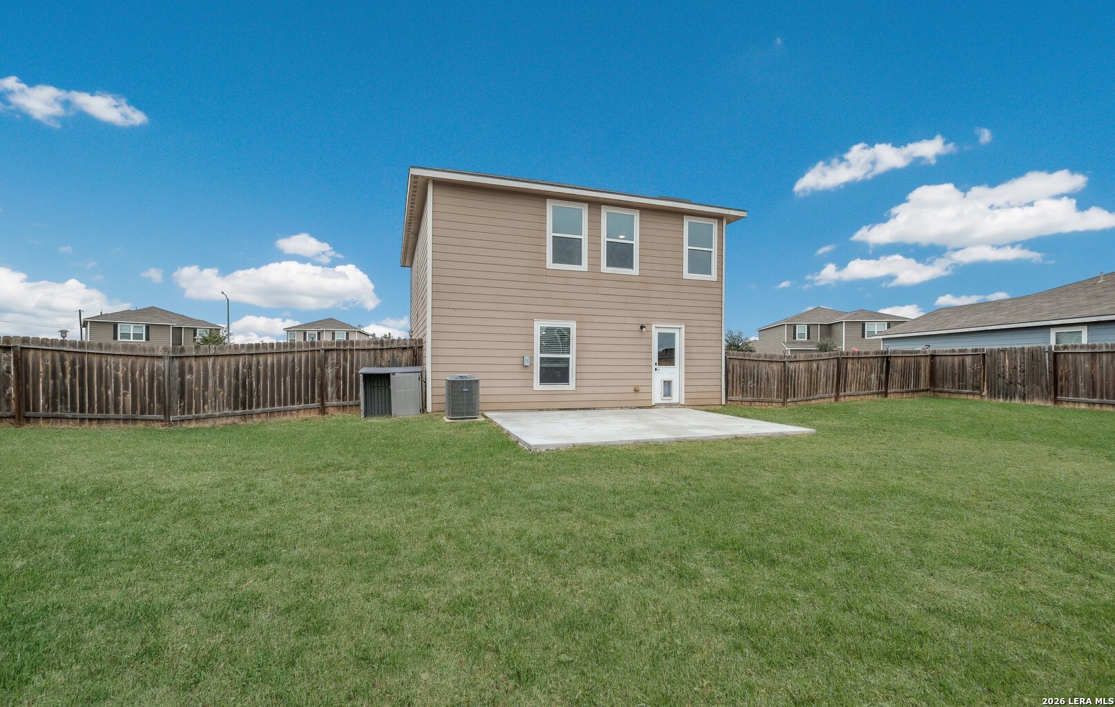 main property photo 12
