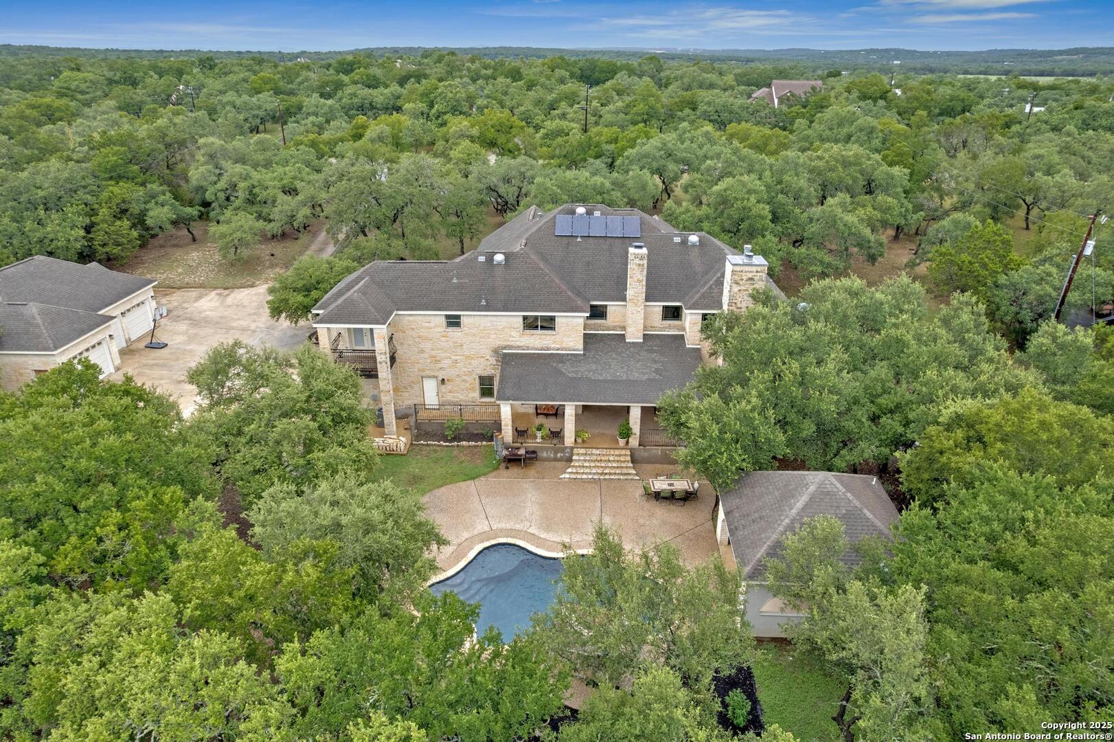 main property photo 35