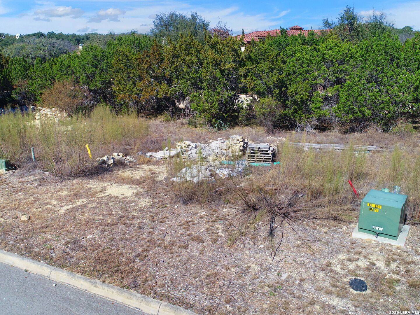 main property photo 5