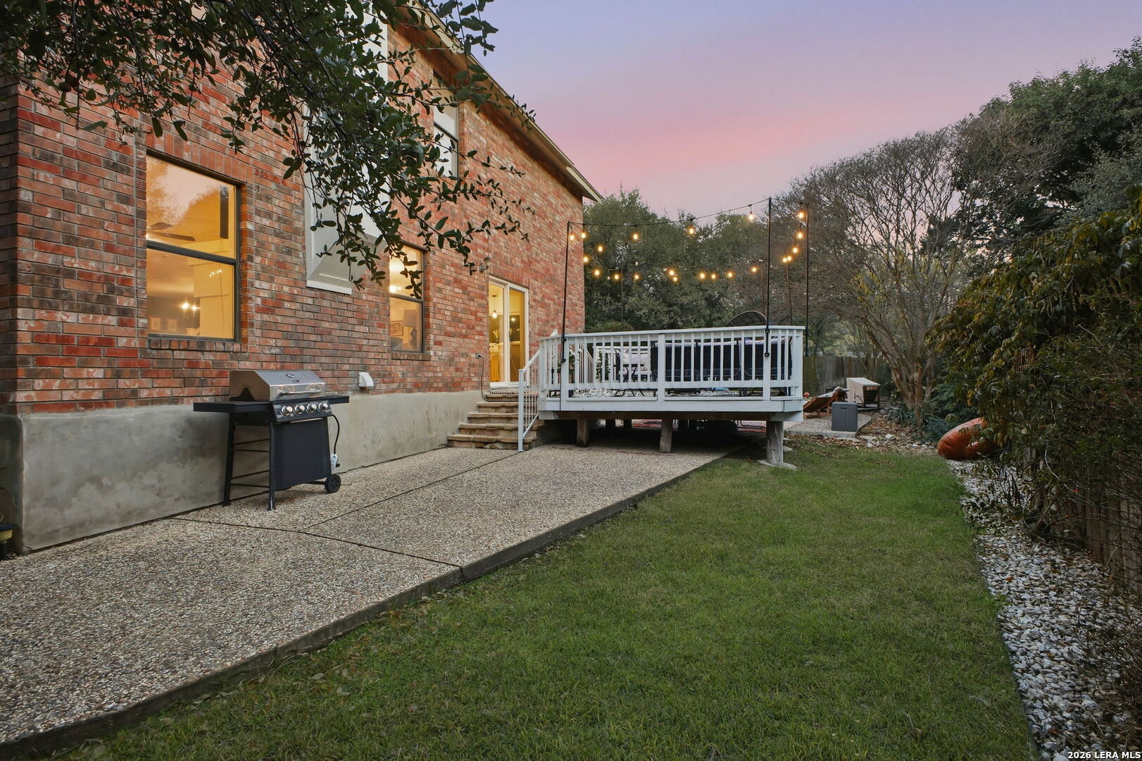 main property photo 41