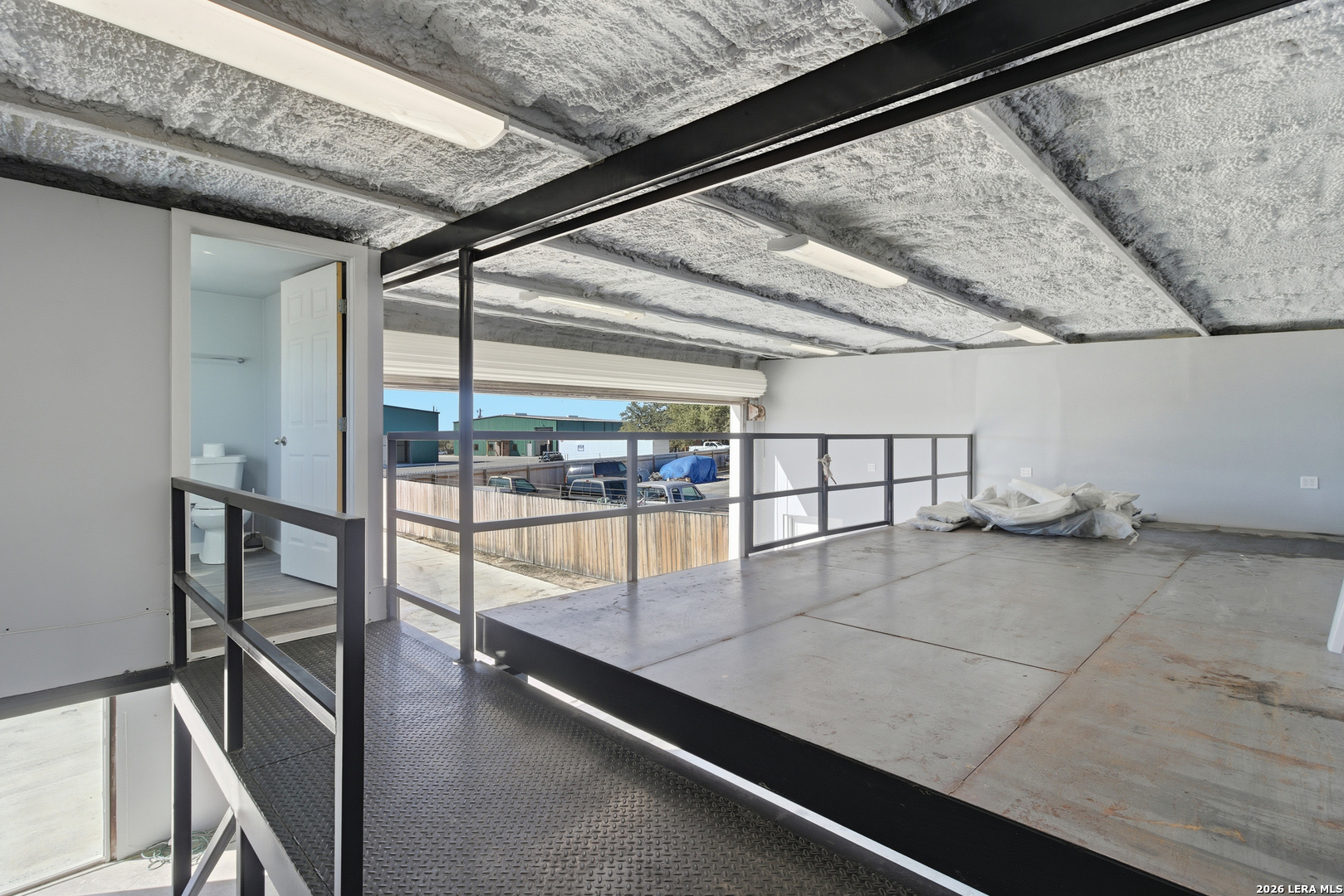 main property photo 41