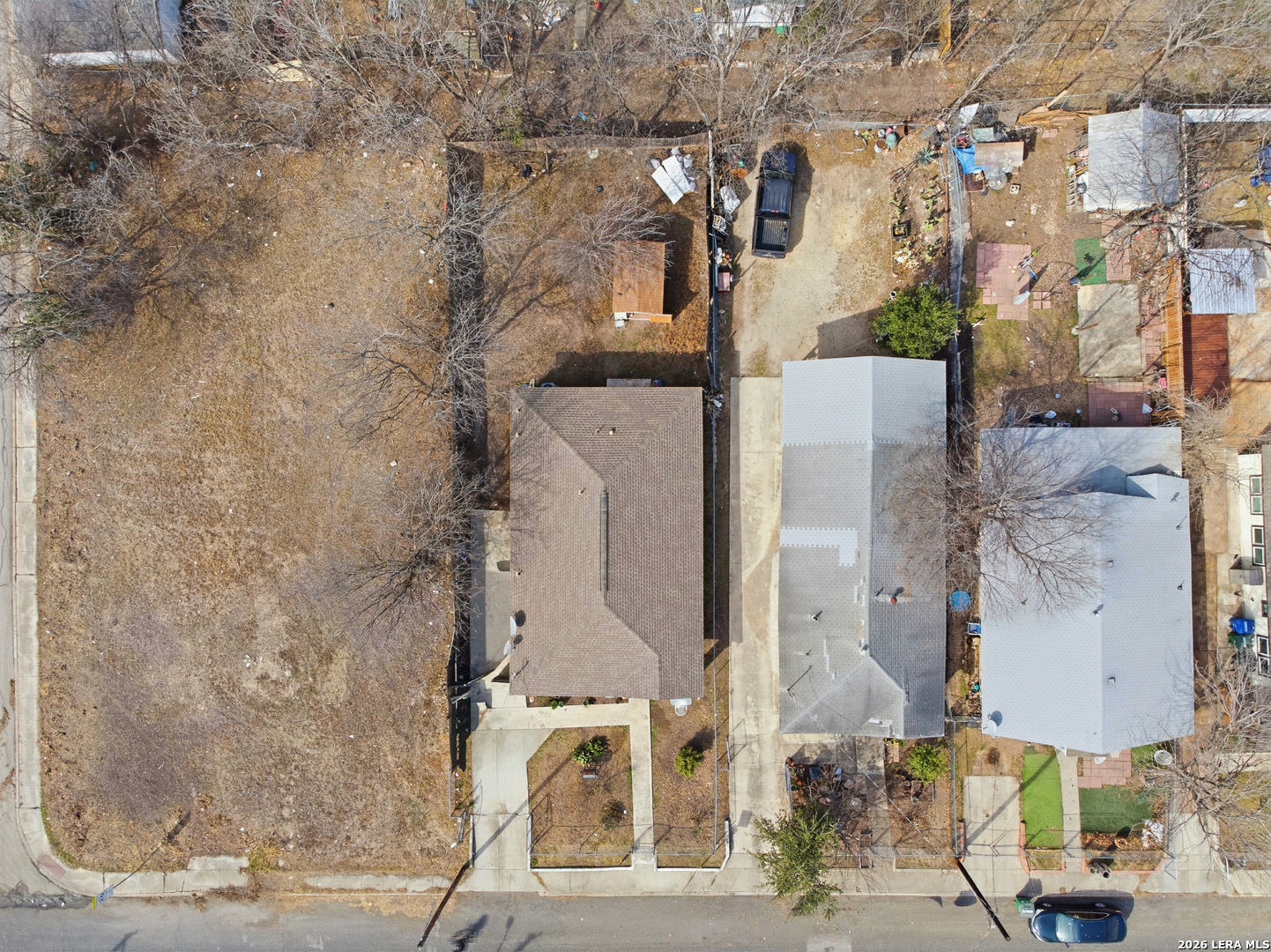 main property photo 11