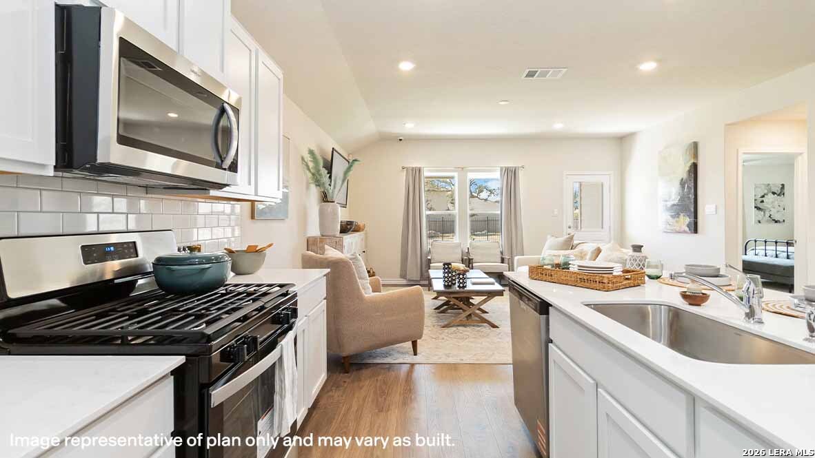 property viewer photo 10