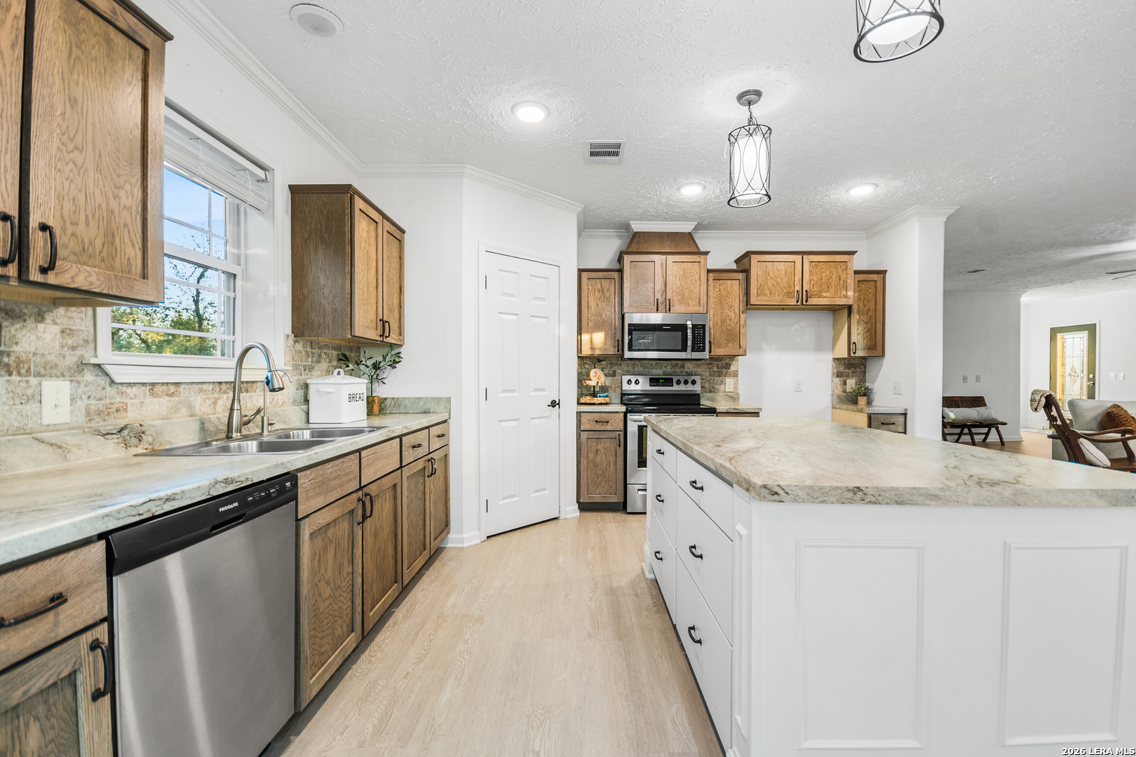main property photo 170