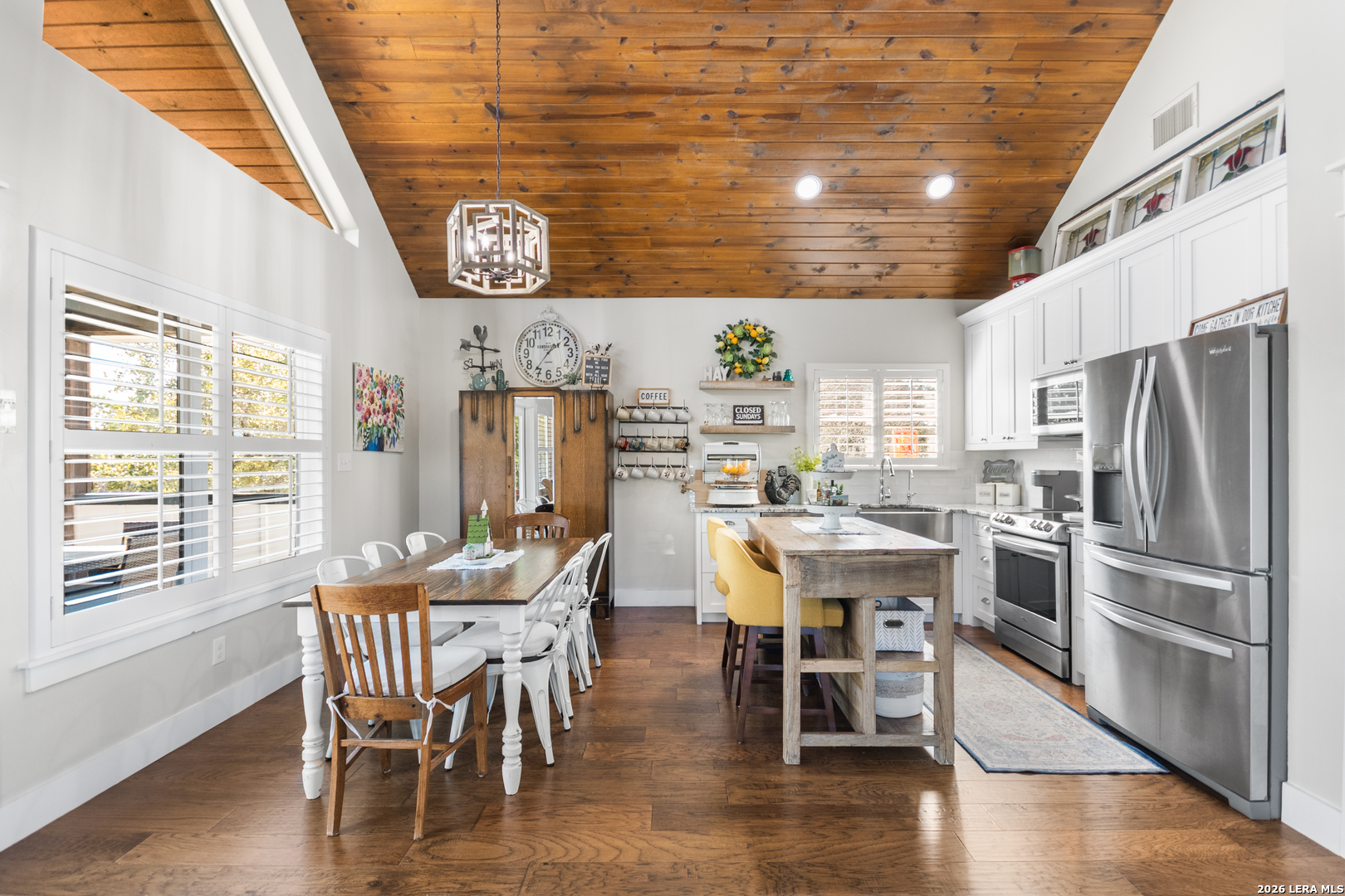 main property photo 76