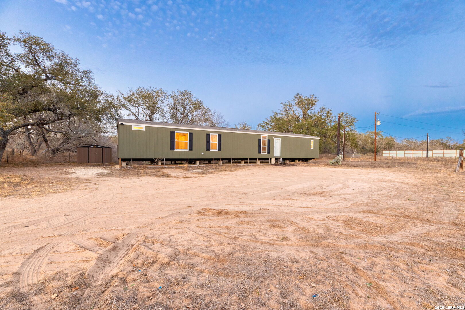 main property photo 32