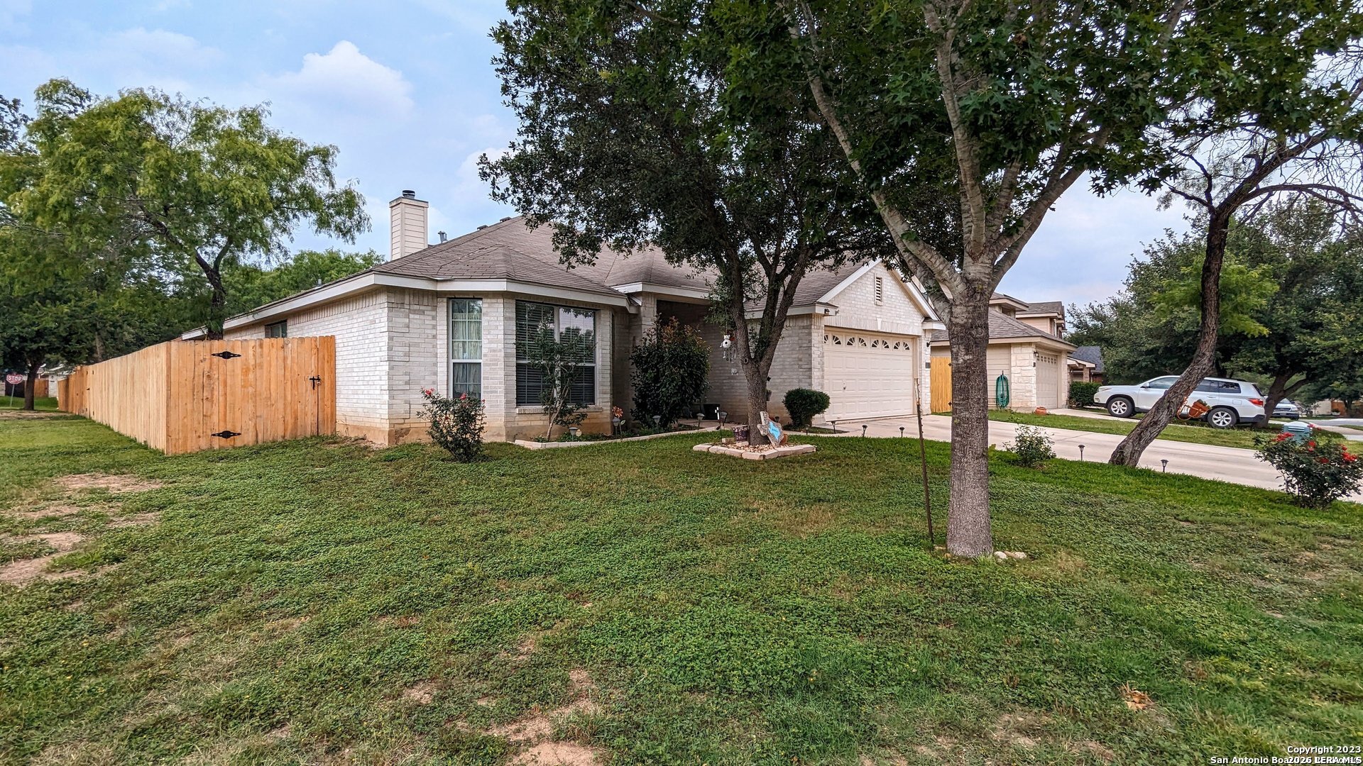 main property photo 1