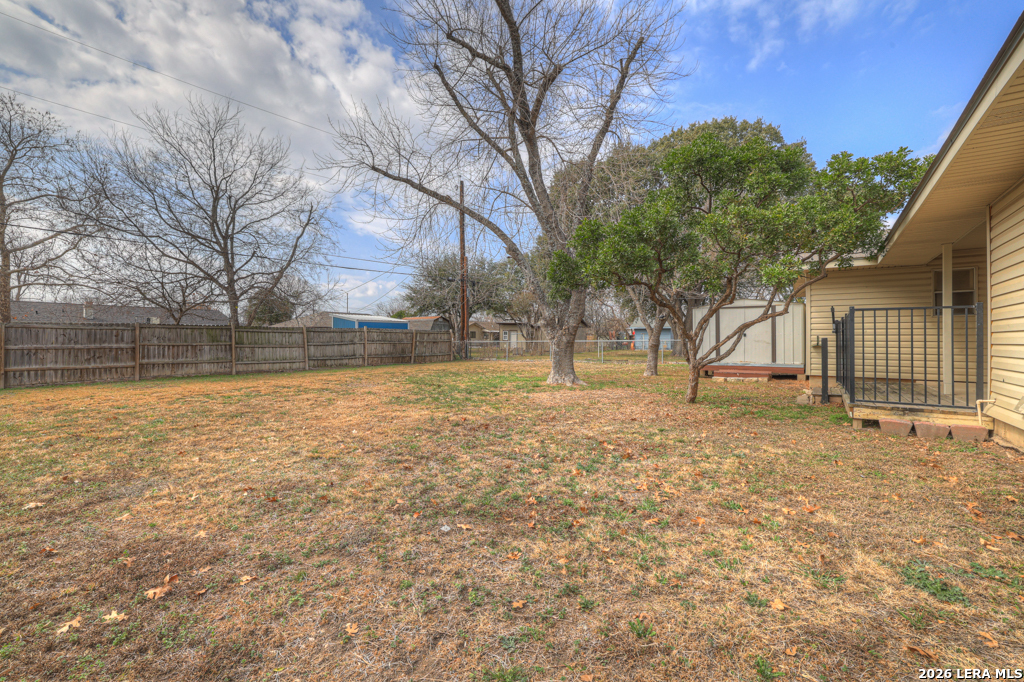 main property photo 24