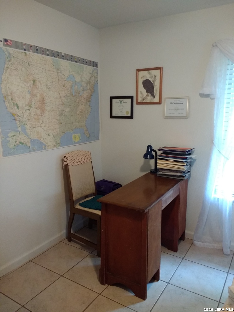 main property photo 27