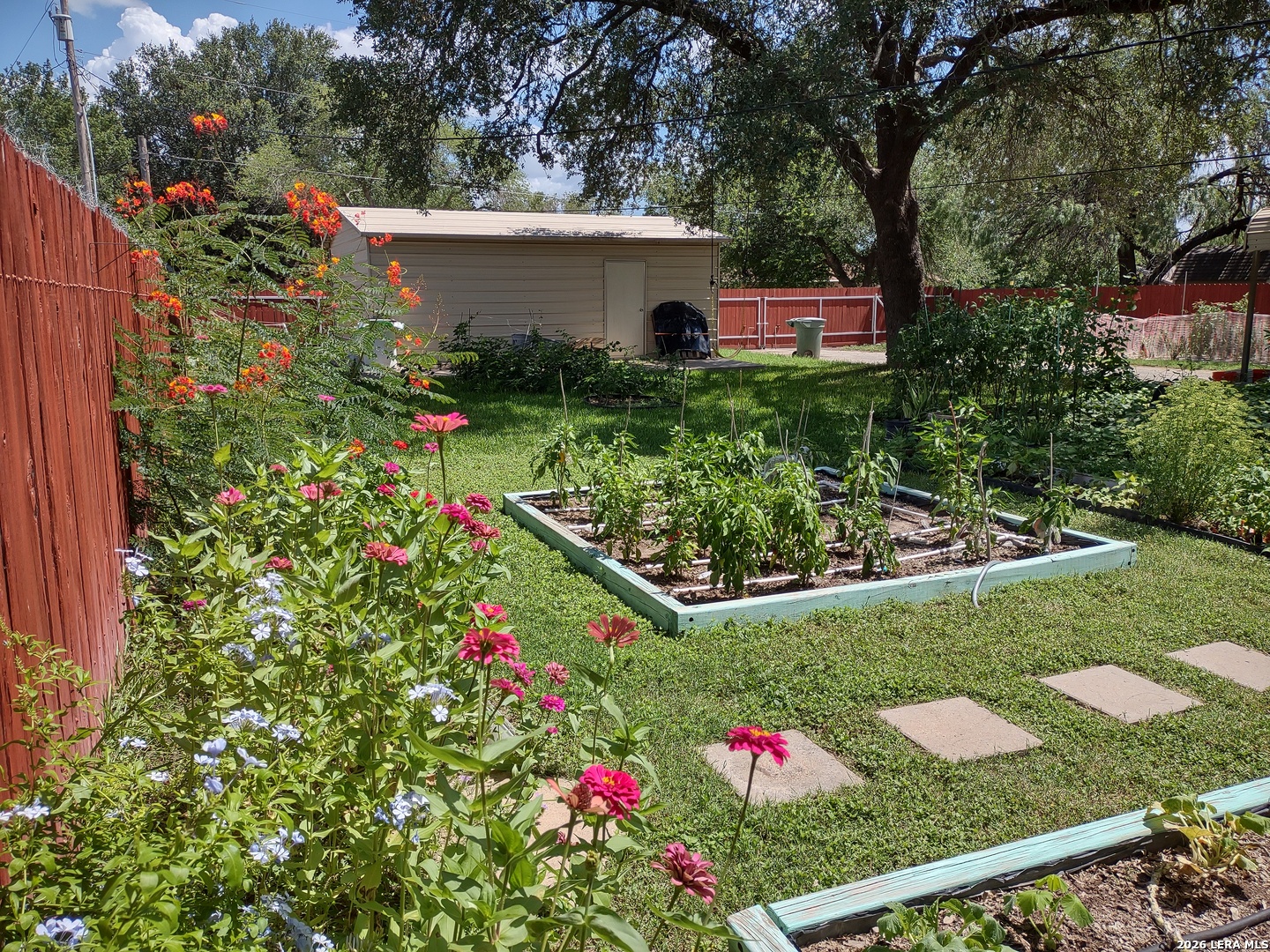 main property photo 42