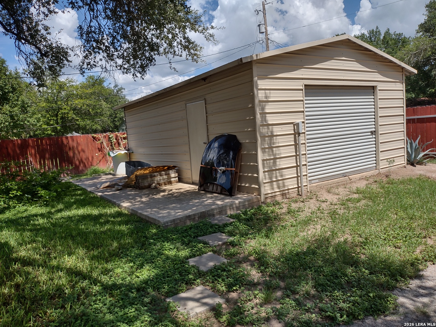 main property photo 44