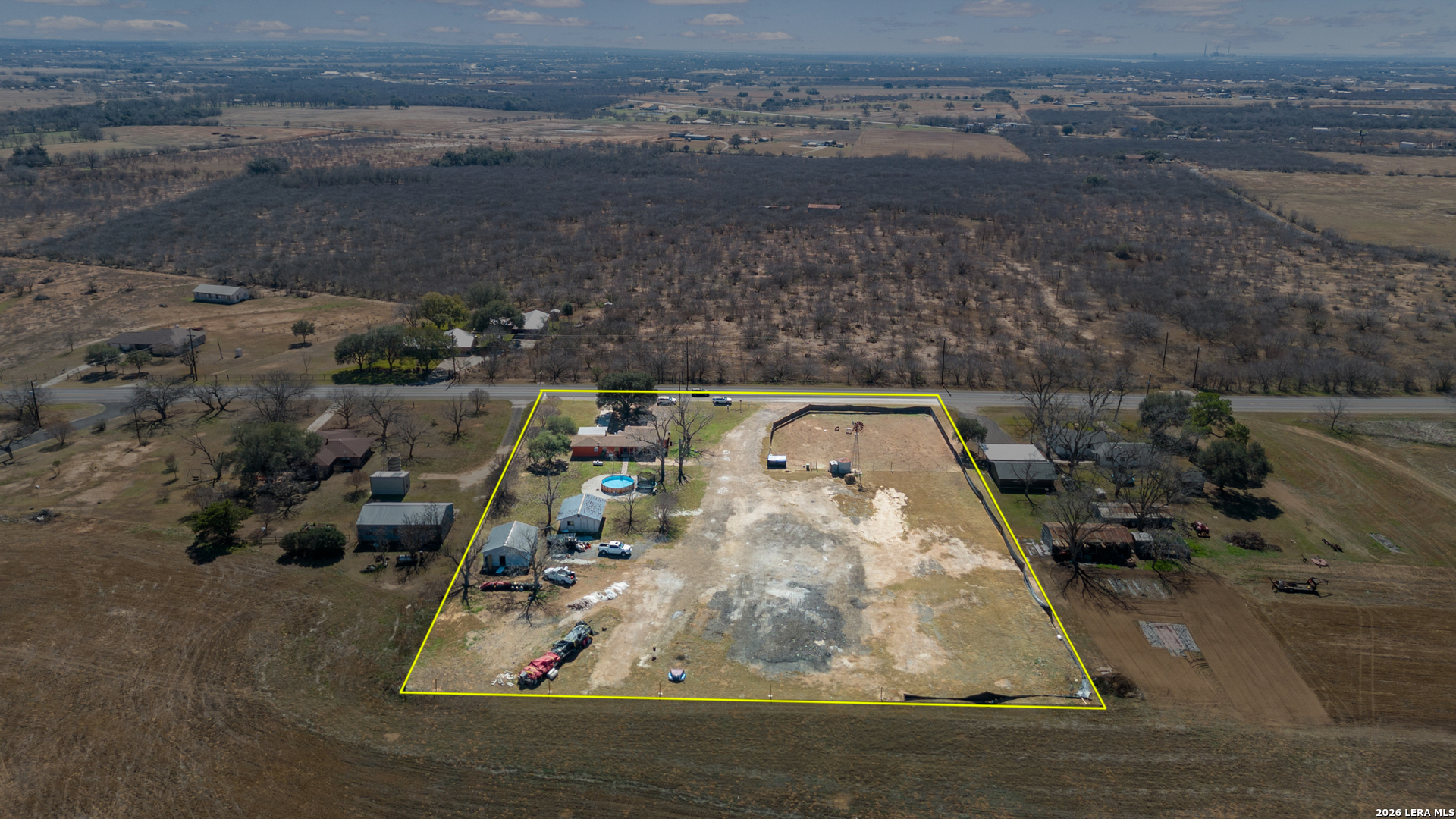 main property photo 23