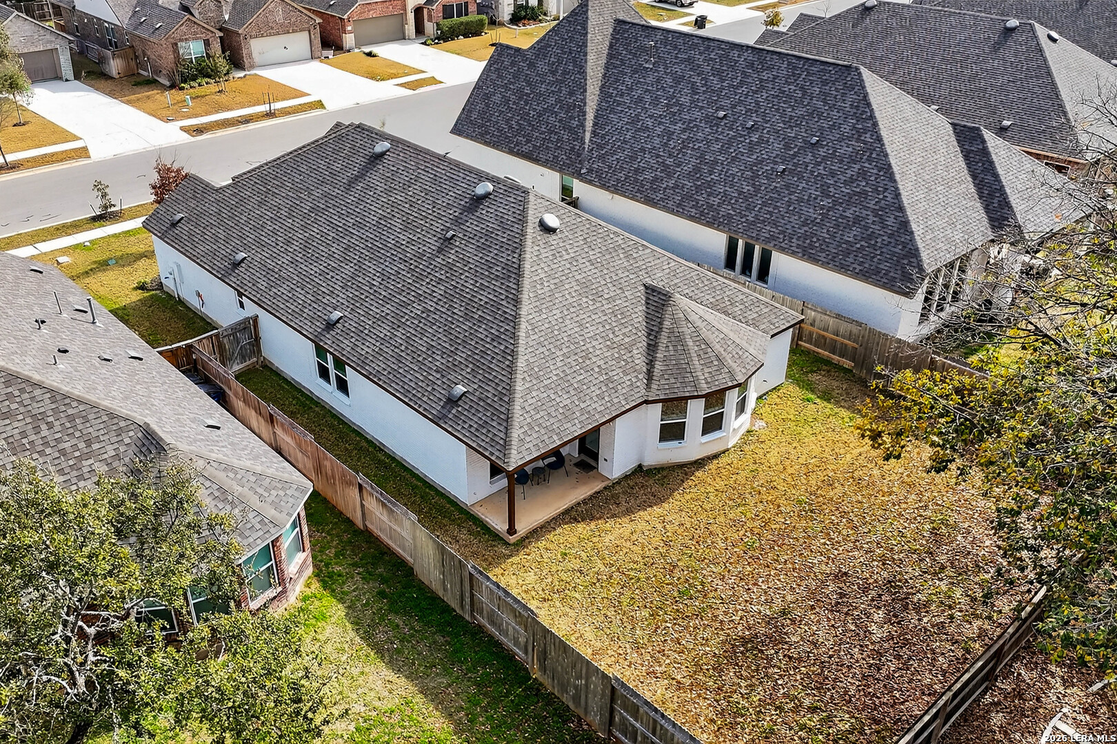 main property photo 43