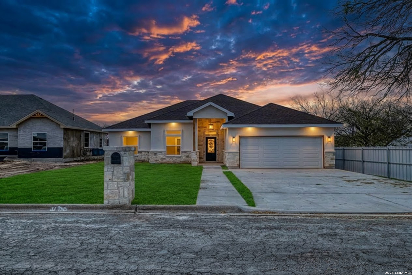 main property photo 2