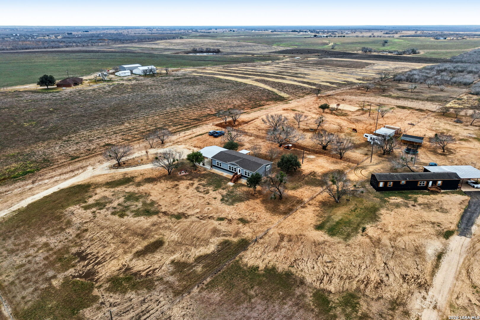main property photo 36