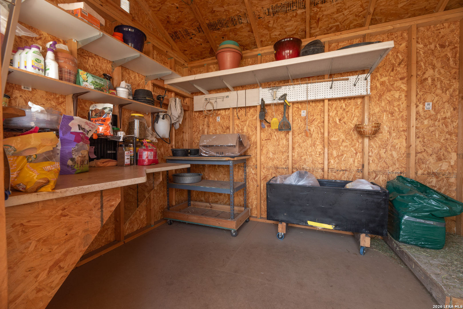 main property photo 42