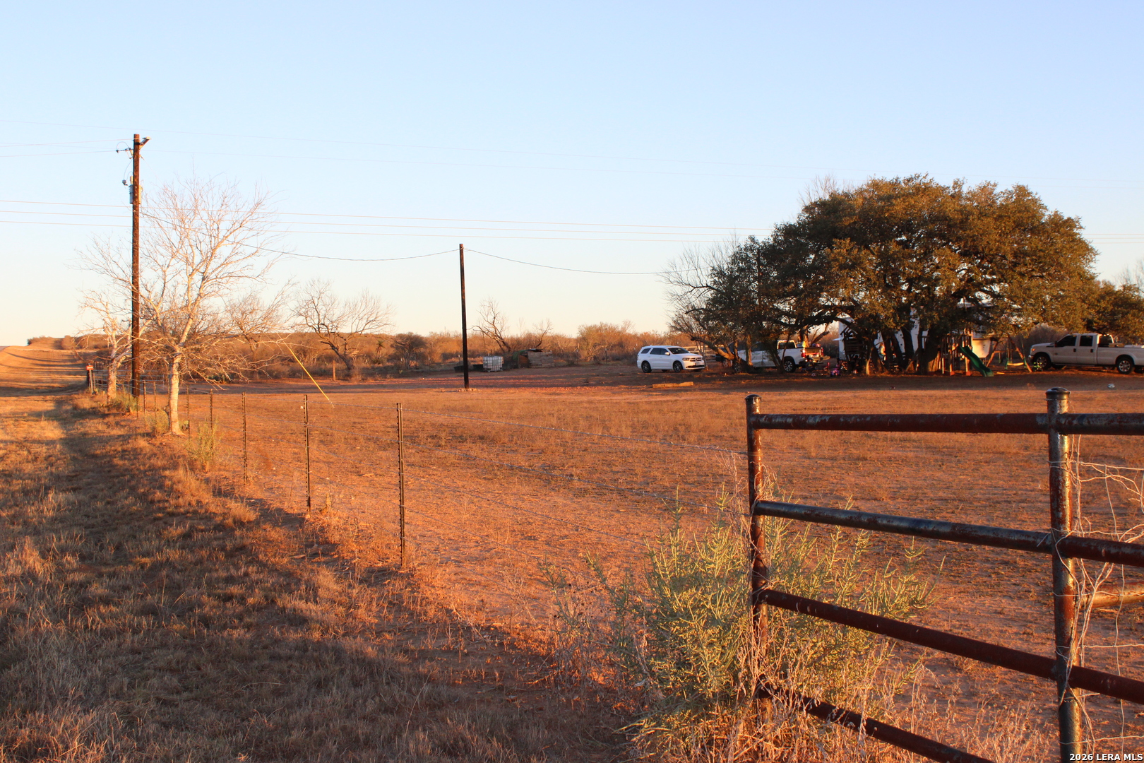main property photo 15