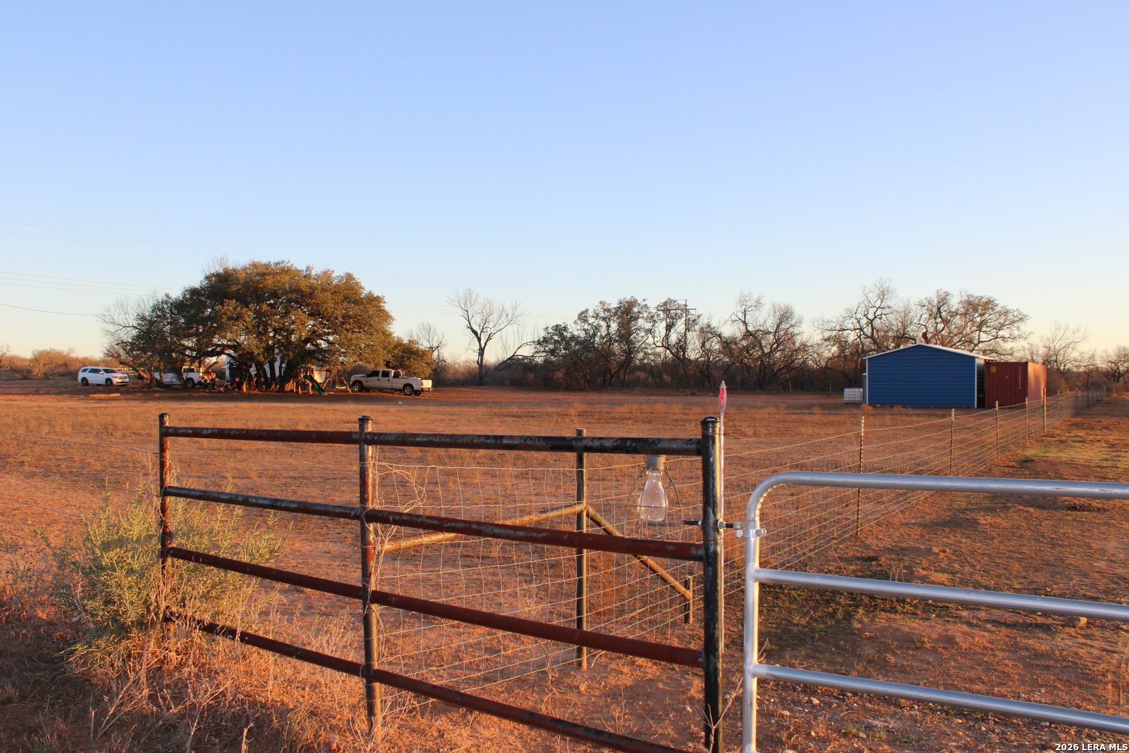 main property photo 21