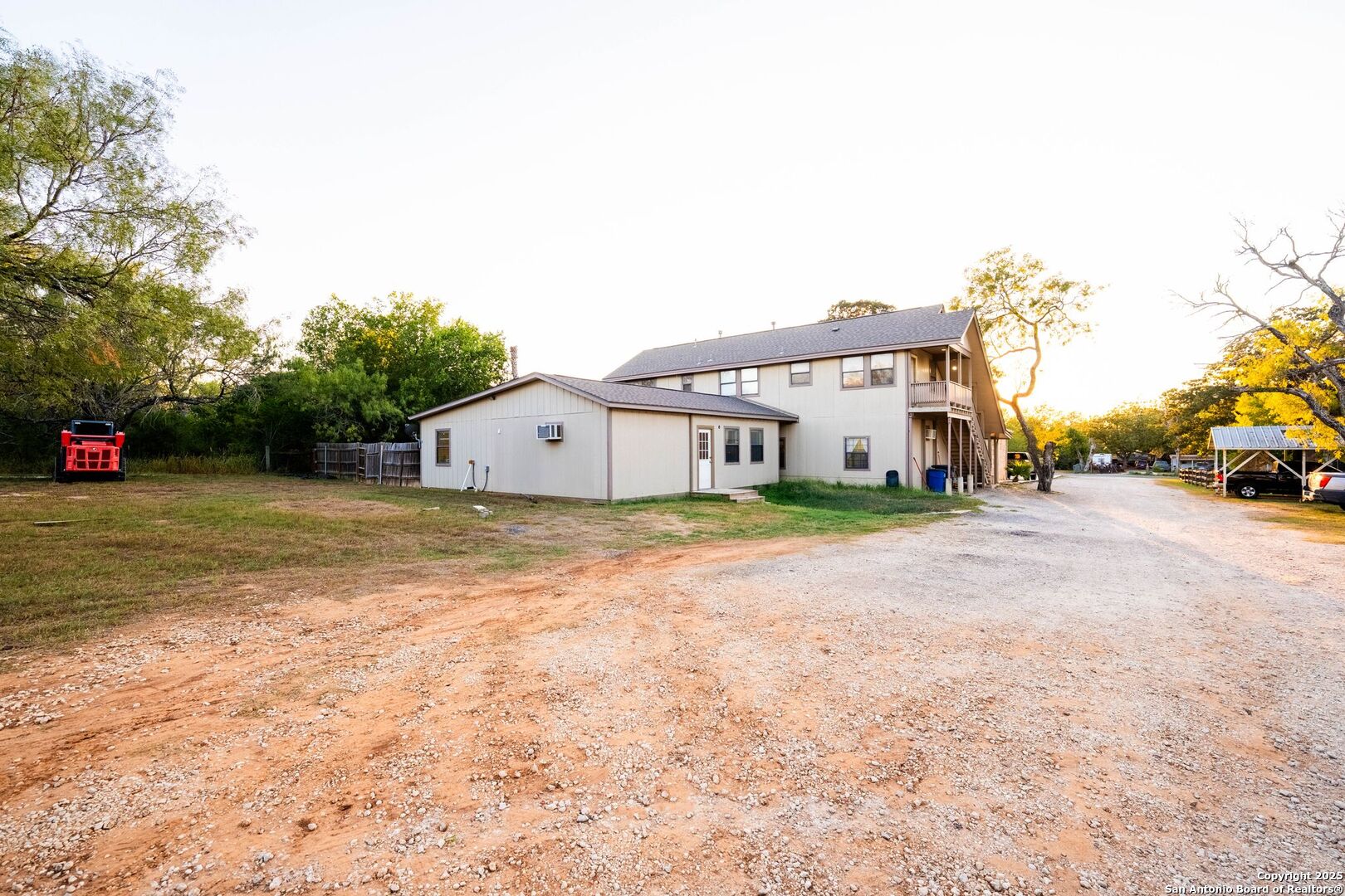 main property photo 43