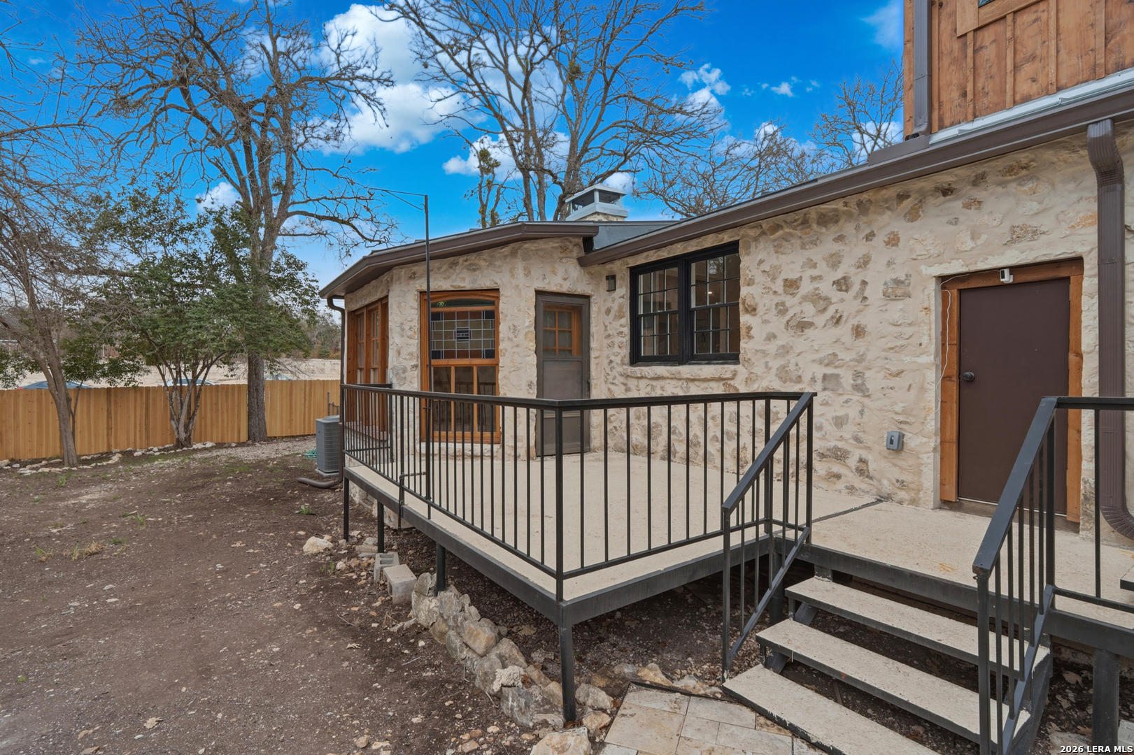 main property photo 41